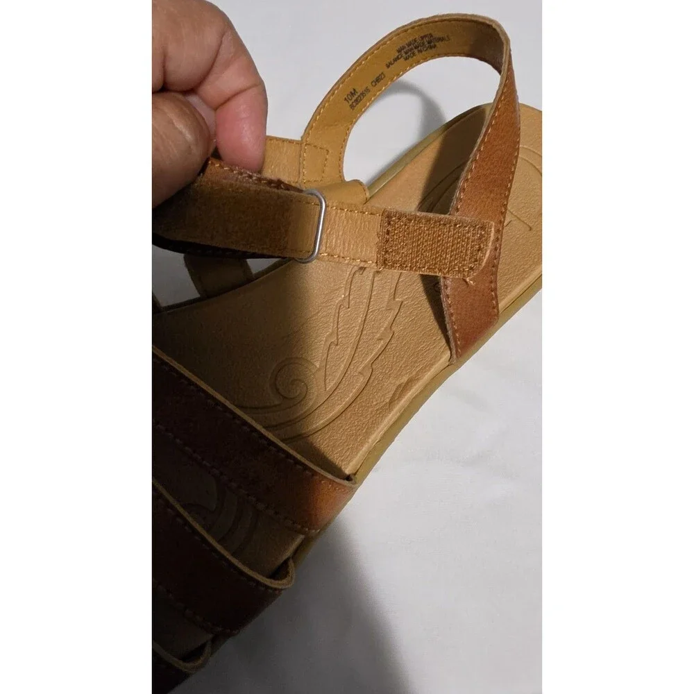 BOC Born Altheda Criss Cross Sandals Womens Sz 10 M Brown Comfort Strappy Vegan